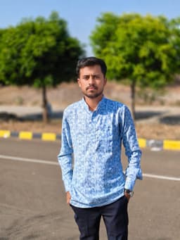 Vaibhav Waykar, Social Media Growth Specialist at Everdailyindia